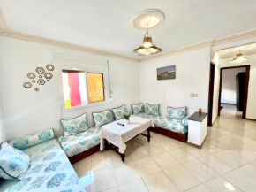 moderno apartamento en el centro , a 3 min del mar II